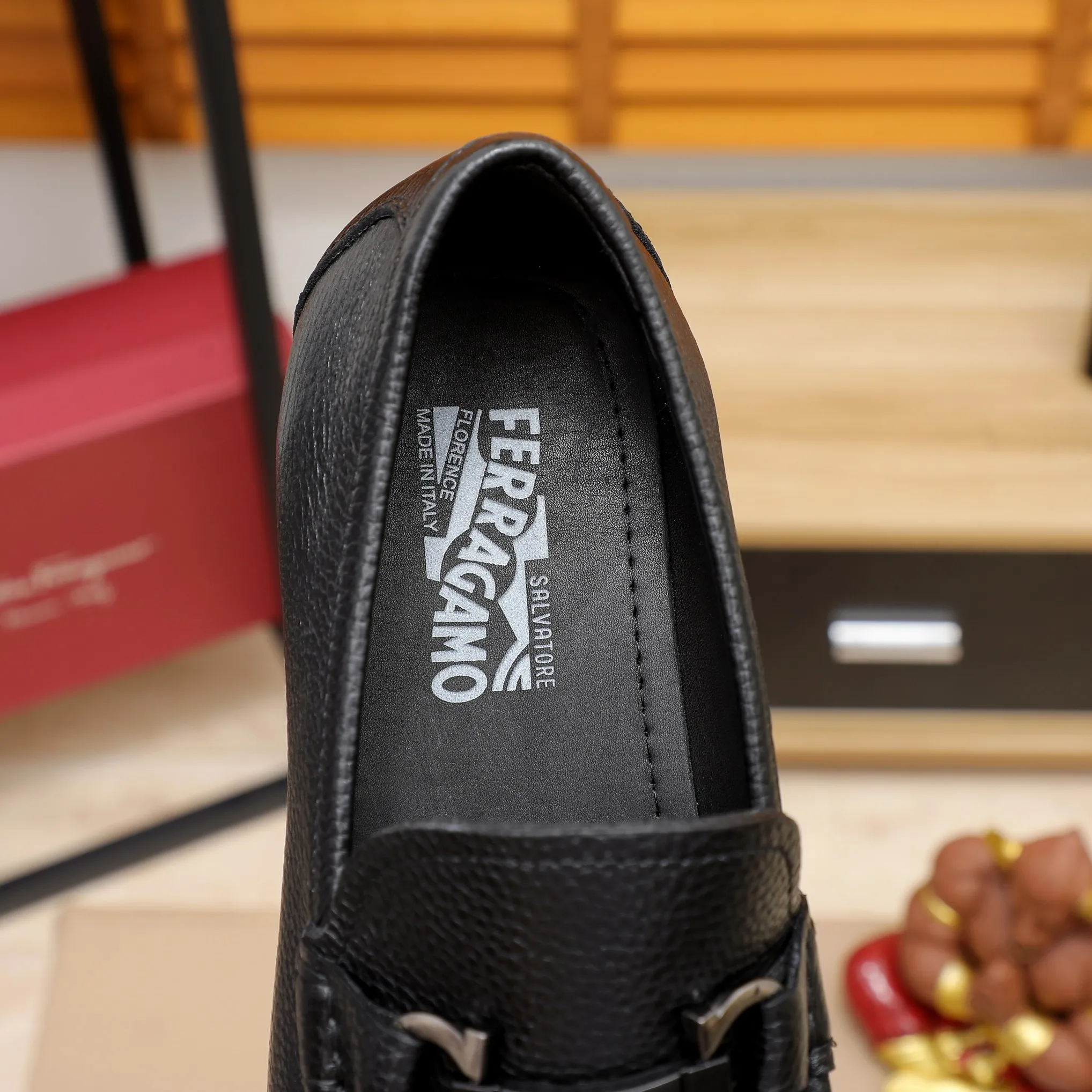 Men's shoes 💰540 🕷🕷🐂【Ferragamo】Ferragamo Popular fashion casual shoes🇨🇳Official website counter 1:1 production, original mold opening💯Good quality visible, imported high-end first-layer pebbled calfskin, water-dyed🐂leather lining🌿very clear texture, high-quality waterproof, non-slip and wear-resistant outsole🎋high quality and low price, truly handmade🍓black, coffee color, 2 colors available! Code number 38-45……